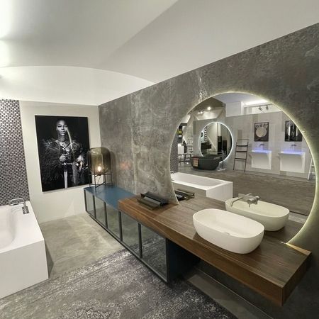 Showroom Badstudio mit Antonio Lupi Produkten in Frankfurt