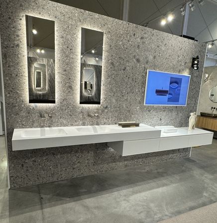 Moderne Badezimmer Ausstellung in Bruchköbel mit vielen Antonio Lupi und Fantini Produkten