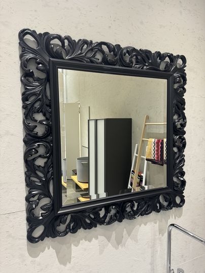 Wandspiegel Charles schwarz Frankfurt Baddesign