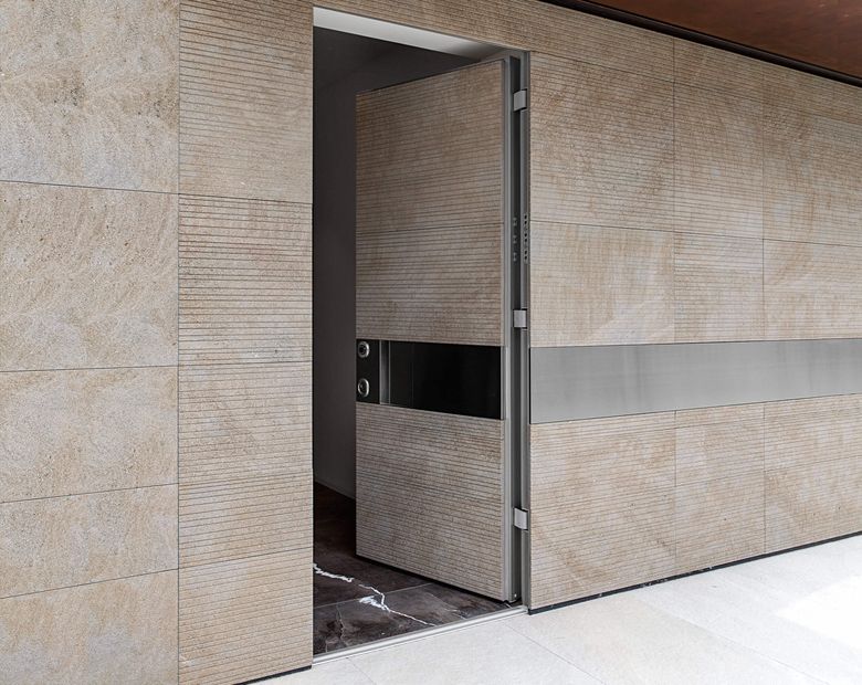 Oikos Haustür groß